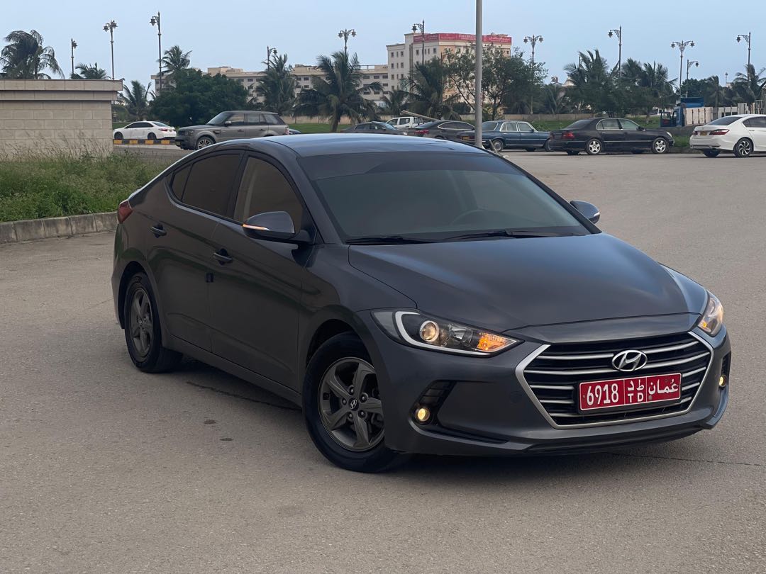 HYUNDAI ELANTRA 2018