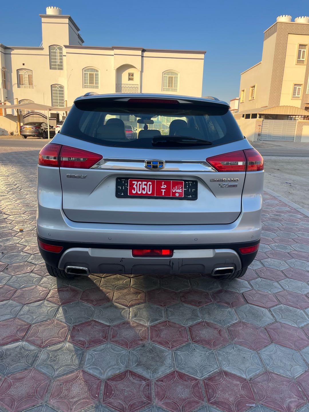 GEELY EMGRAND X7 2019