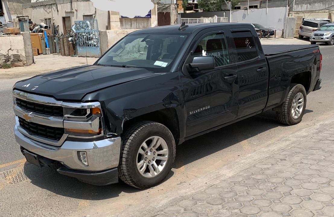 Car Image 2018 CHEVROLET SILVERADO