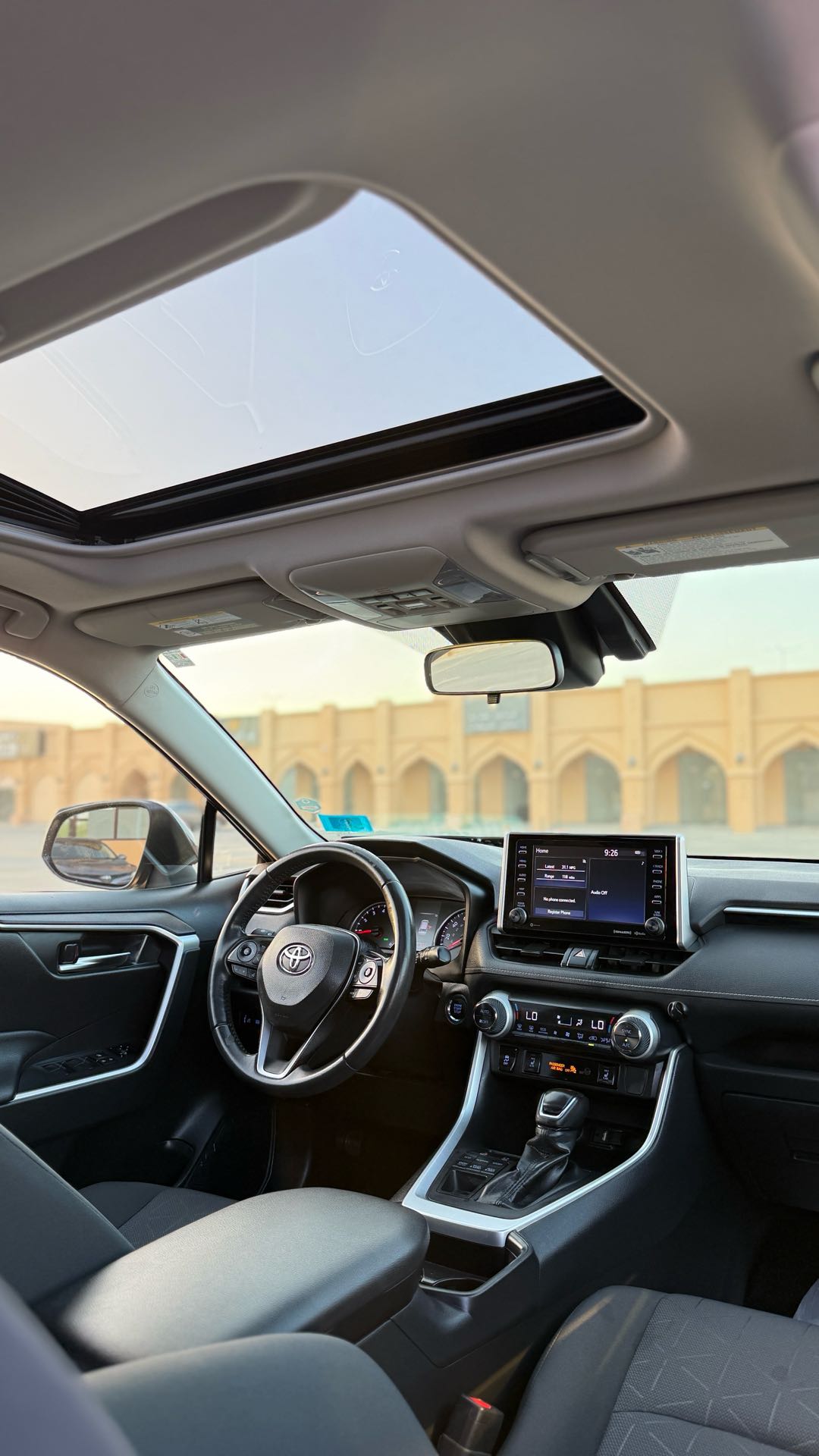 Car Image 2019 TOYOTA RAV4 XLE