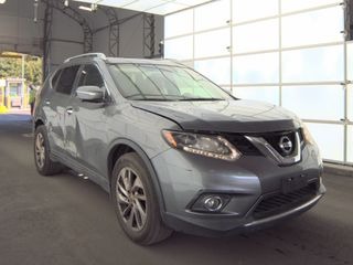 Car Image 2015 NISSAN ROGUE