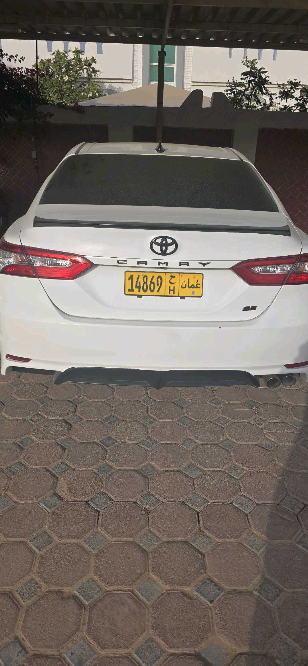 Car Image 2019 TOYOTA CAMRY SE