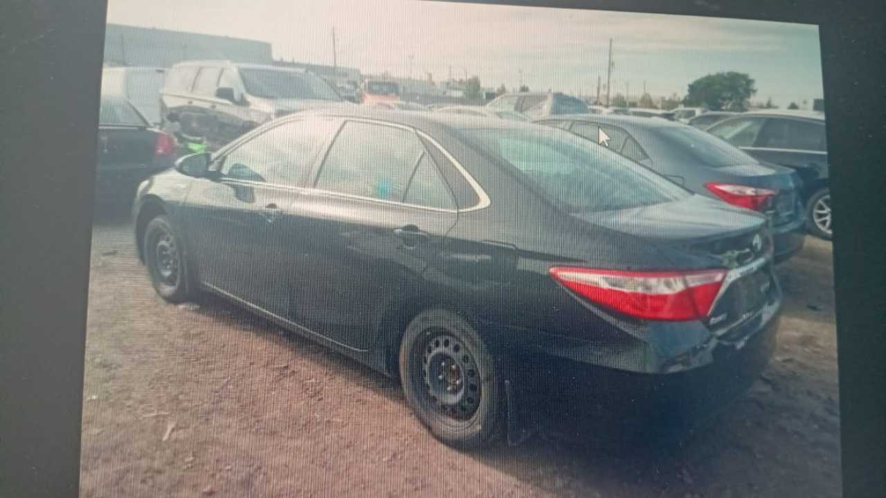 Car Image 2017 TOYOTA CAMRY