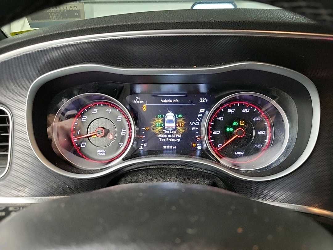 Car Image 2018 DODGE CHARGER