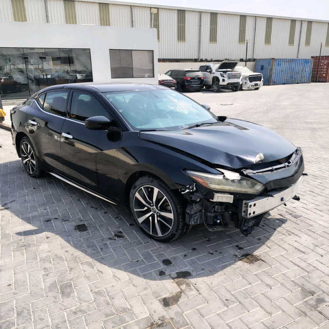 Car Image 2019 NISSAN MAXIMA