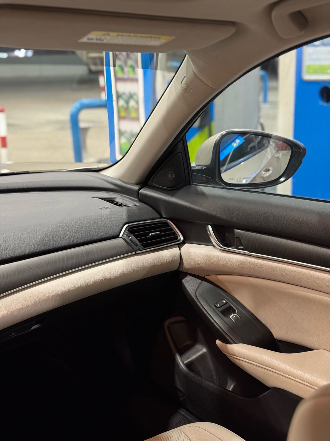 Car Image 2018 HONDA ACCORD EXL