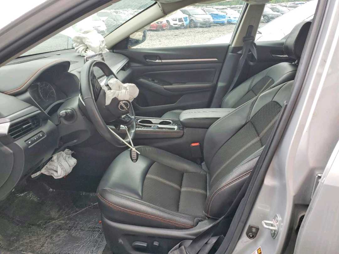 Car Image 2024 NISSAN ALTIMA