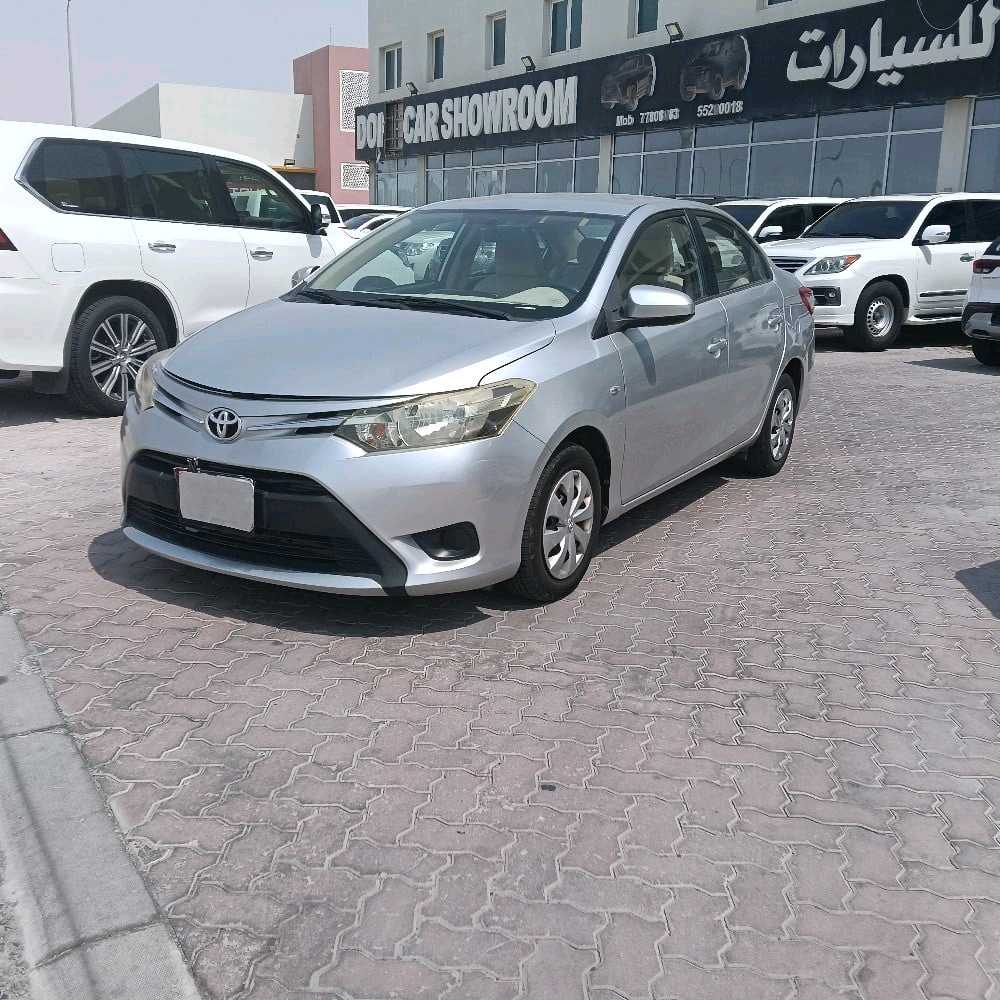 Car Image 2015 TOYOTA YARIS 1.5