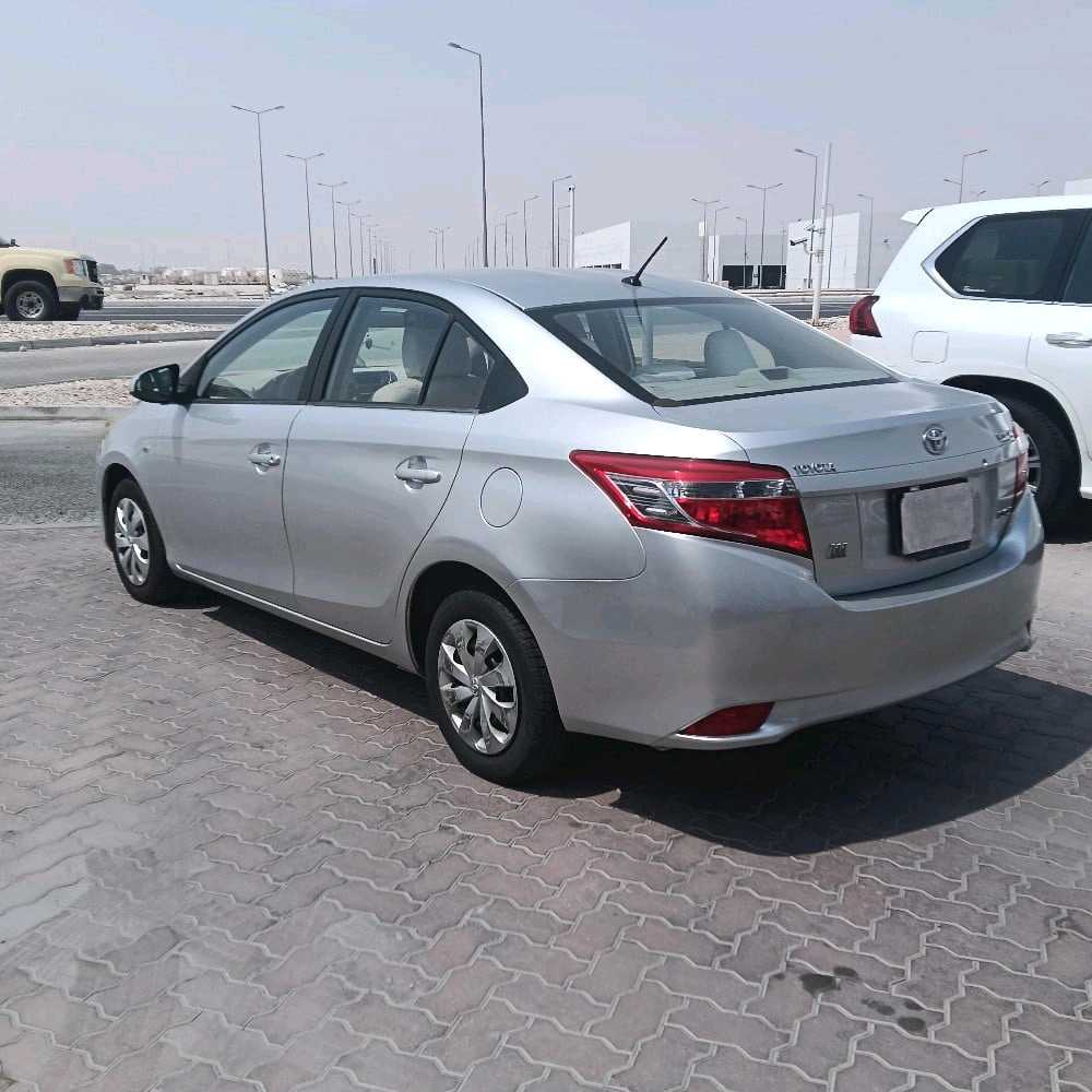 Car Image 2015 TOYOTA YARIS 1.5
