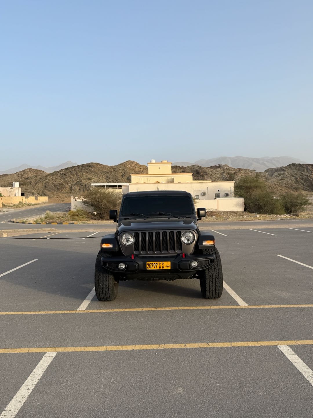 Car Image 2019 JEEP WRANGLER Sport