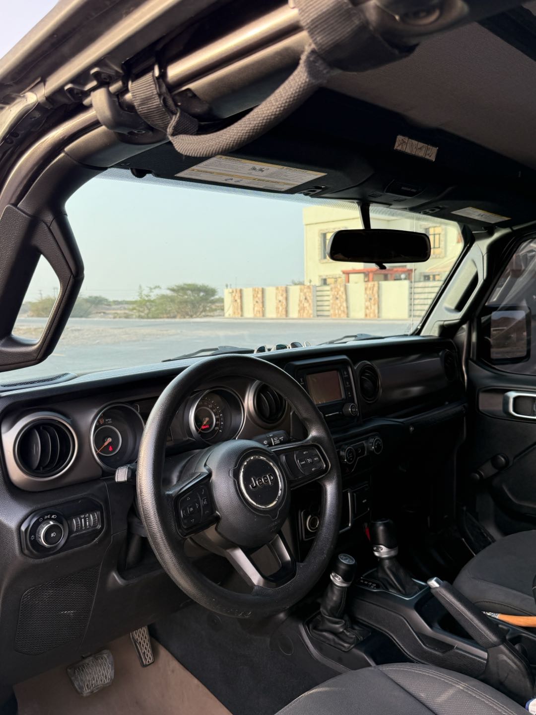 Car Image 2019 JEEP WRANGLER Sport