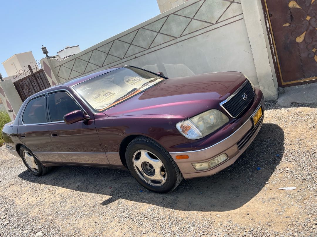 Car Image 1999 LEXUS LS 400