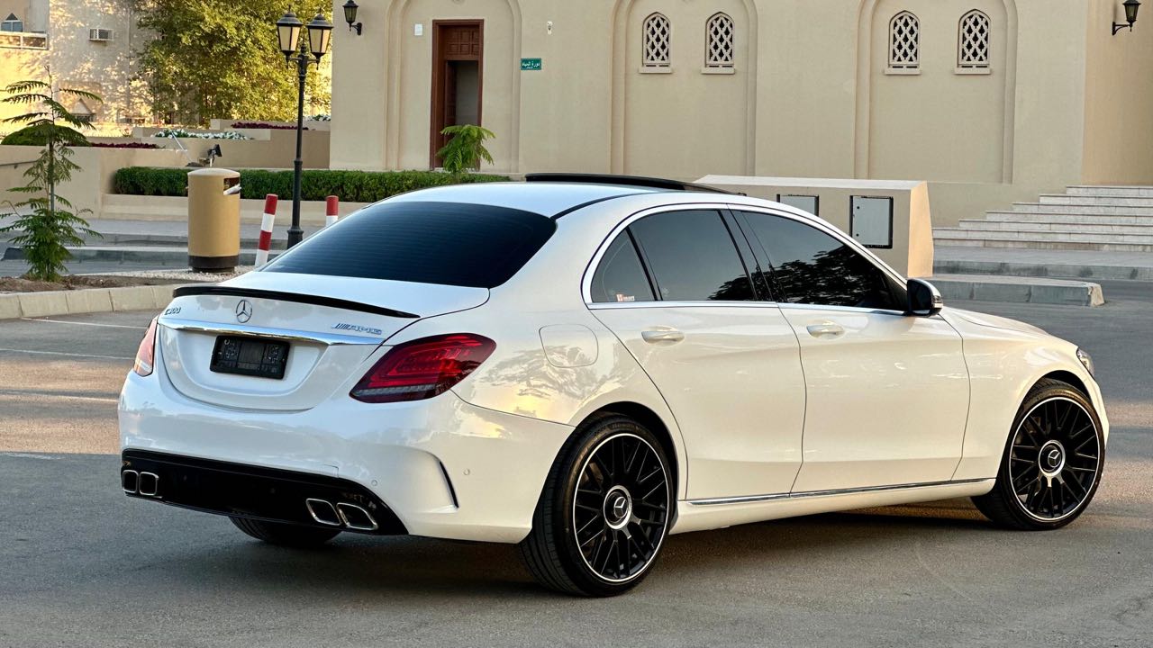 Car Image 2018 MERCEDES C Class 300