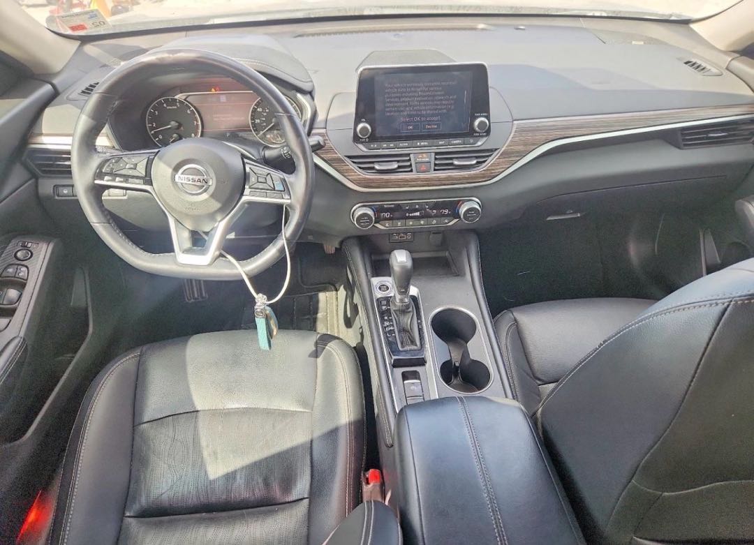 Car Image 2019 NISSAN ALTIMA