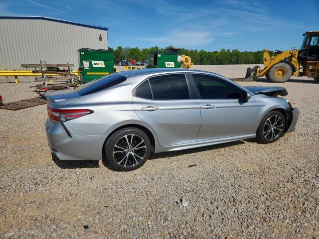 Car Image 2018 TOYOTA CAMRY