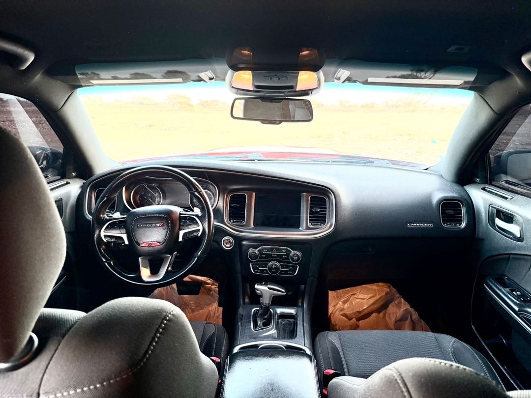 Car Image 2018 DODGE CHARGER R/T