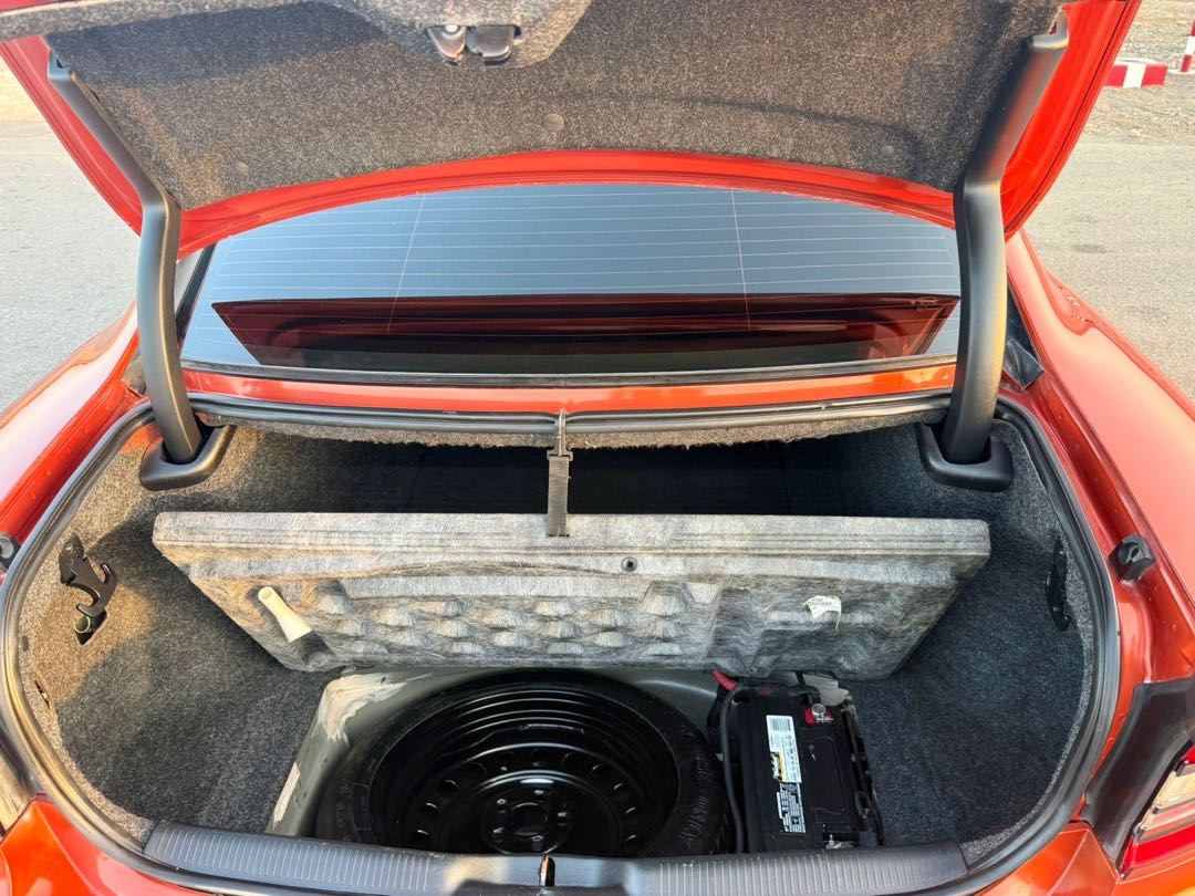 Car Image 2018 DODGE CHARGER R/T