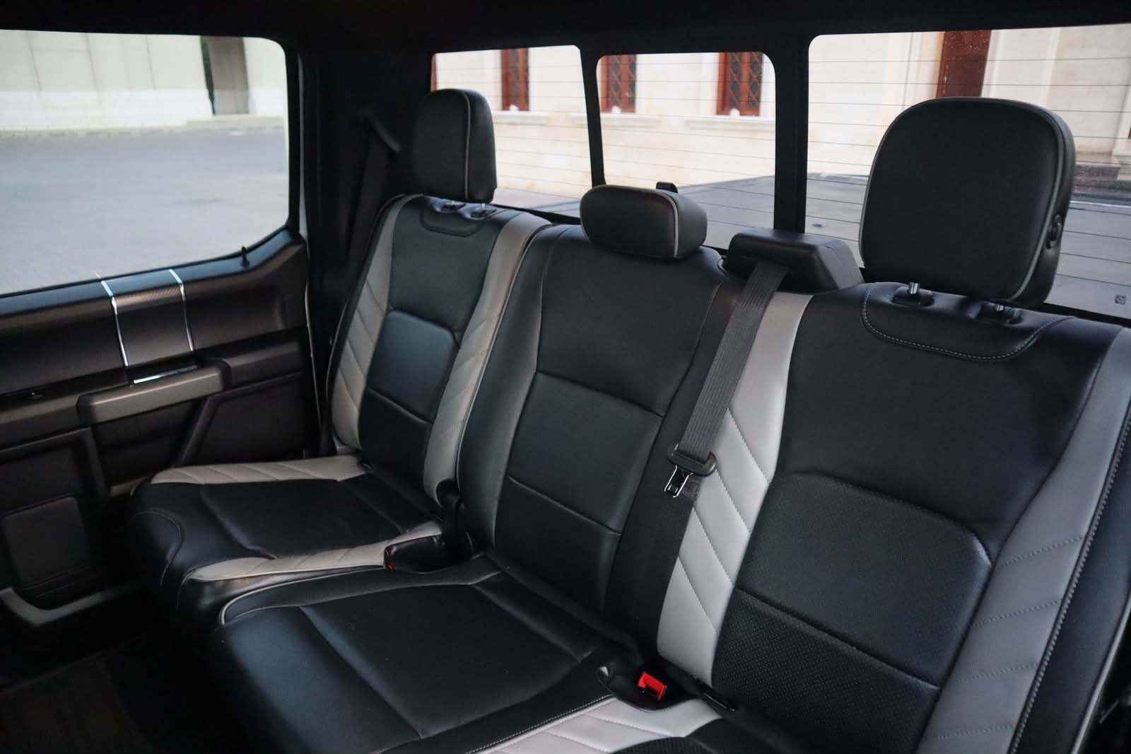 Car Image 2018 FORD F-150 XLT