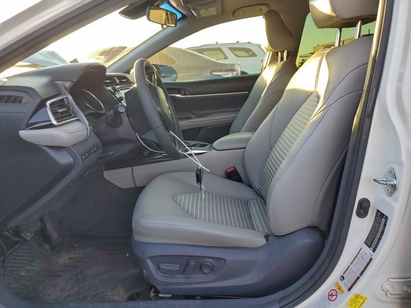 Car Image 2018 TOYOTA CAMRY