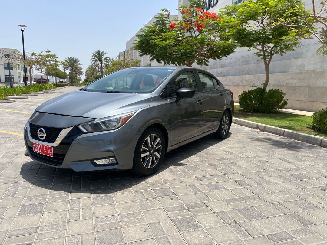 NISSAN VERSA 2020