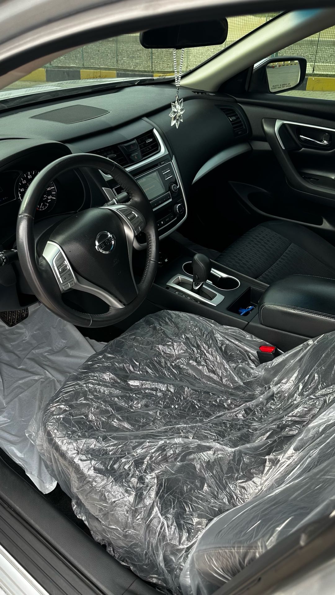 Car Image 2017 NISSAN ALTIMA SV