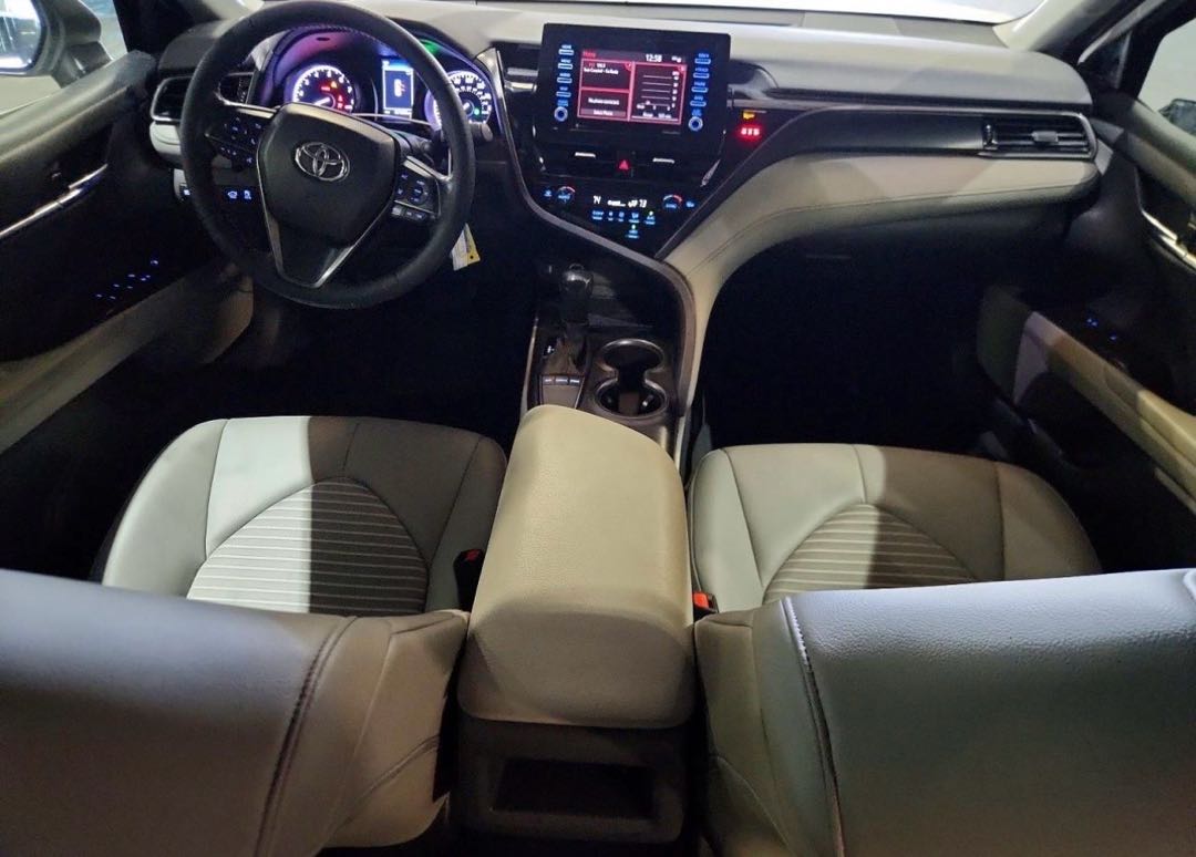 Car Image 2022 TOYOTA CAMRY