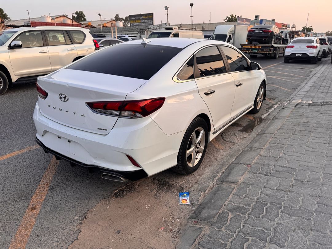 Car Image 2019 HYUNDAI SONATA