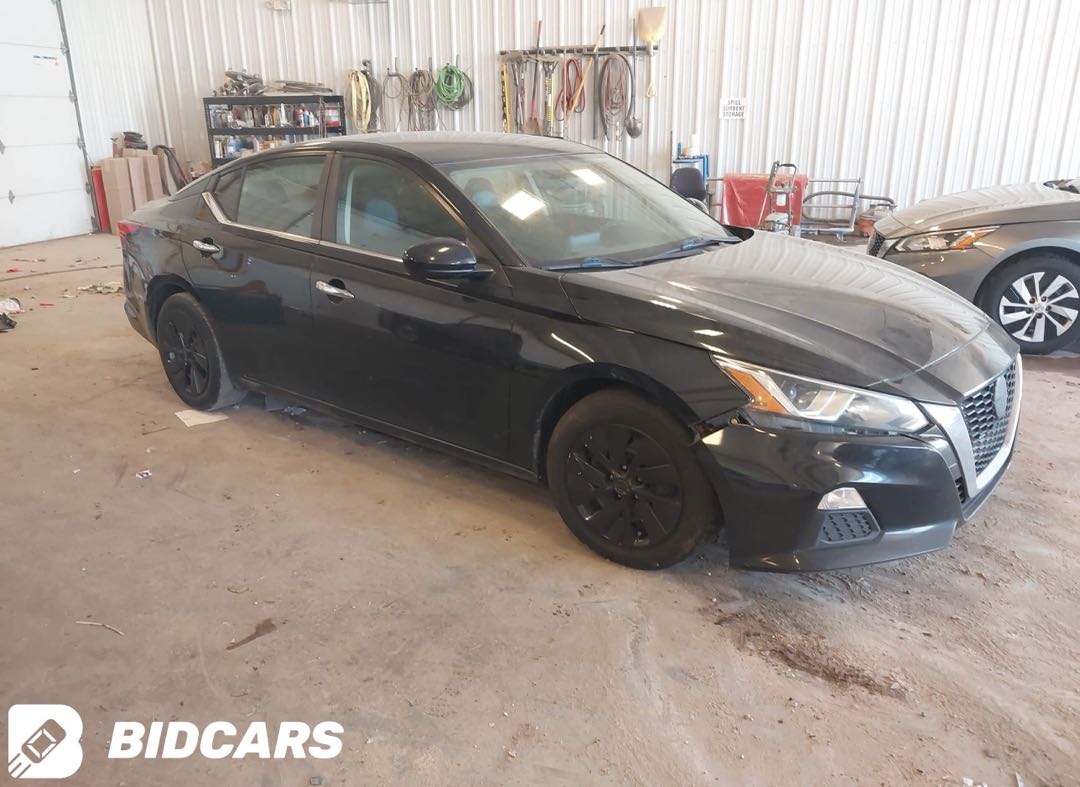 Car Image 2019 NISSAN ALTIMA