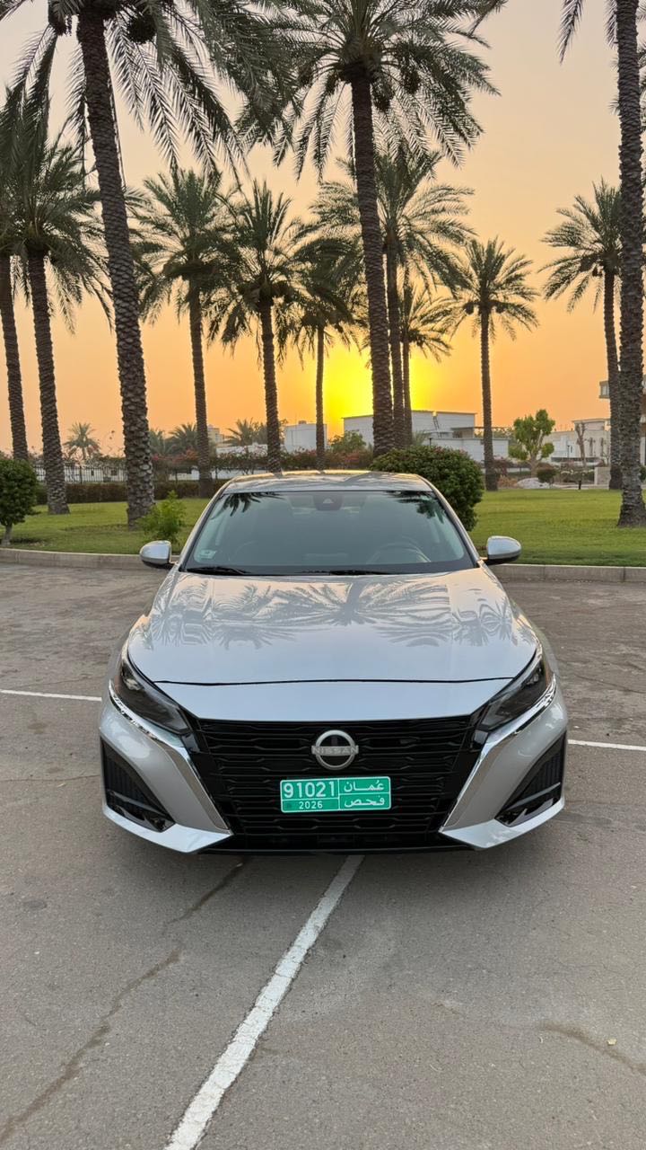 Car Image 2021 NISSAN ALTIMA SV