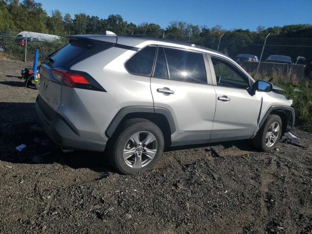 Car Image 2024 TOYOTA RAV4
