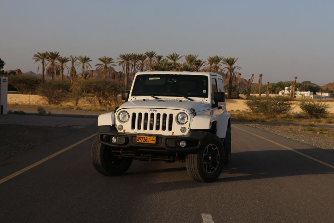 Car Image 2018 JEEP WRANGLER SAHARA