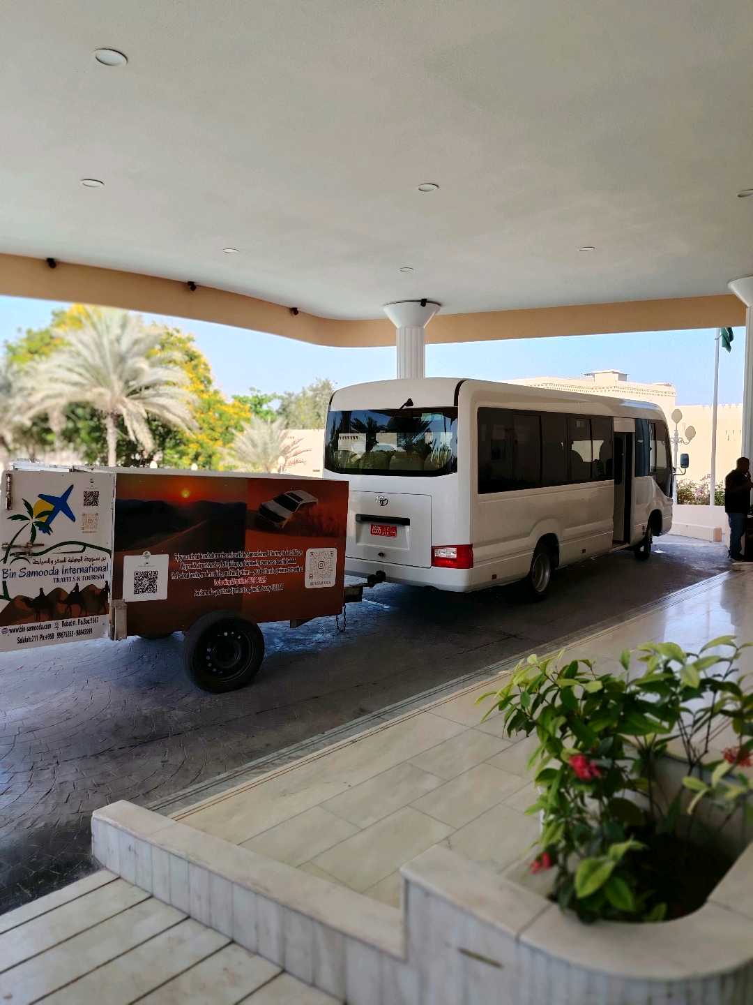 TOYOTA COASTER 2024