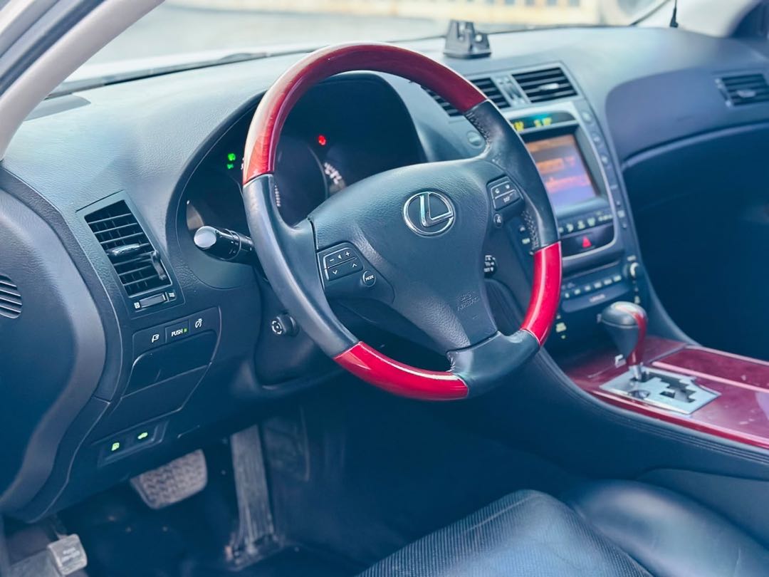 Car Image 2011 LEXUS GS