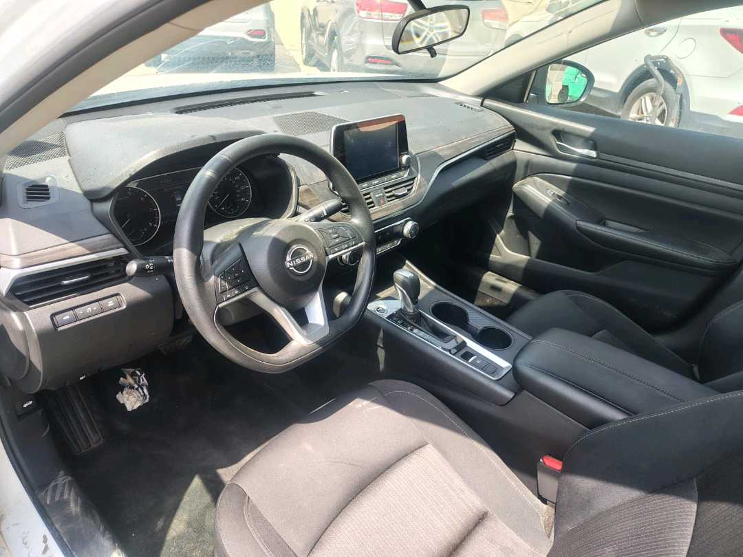 Car Image 2025 NISSAN ALTIMA