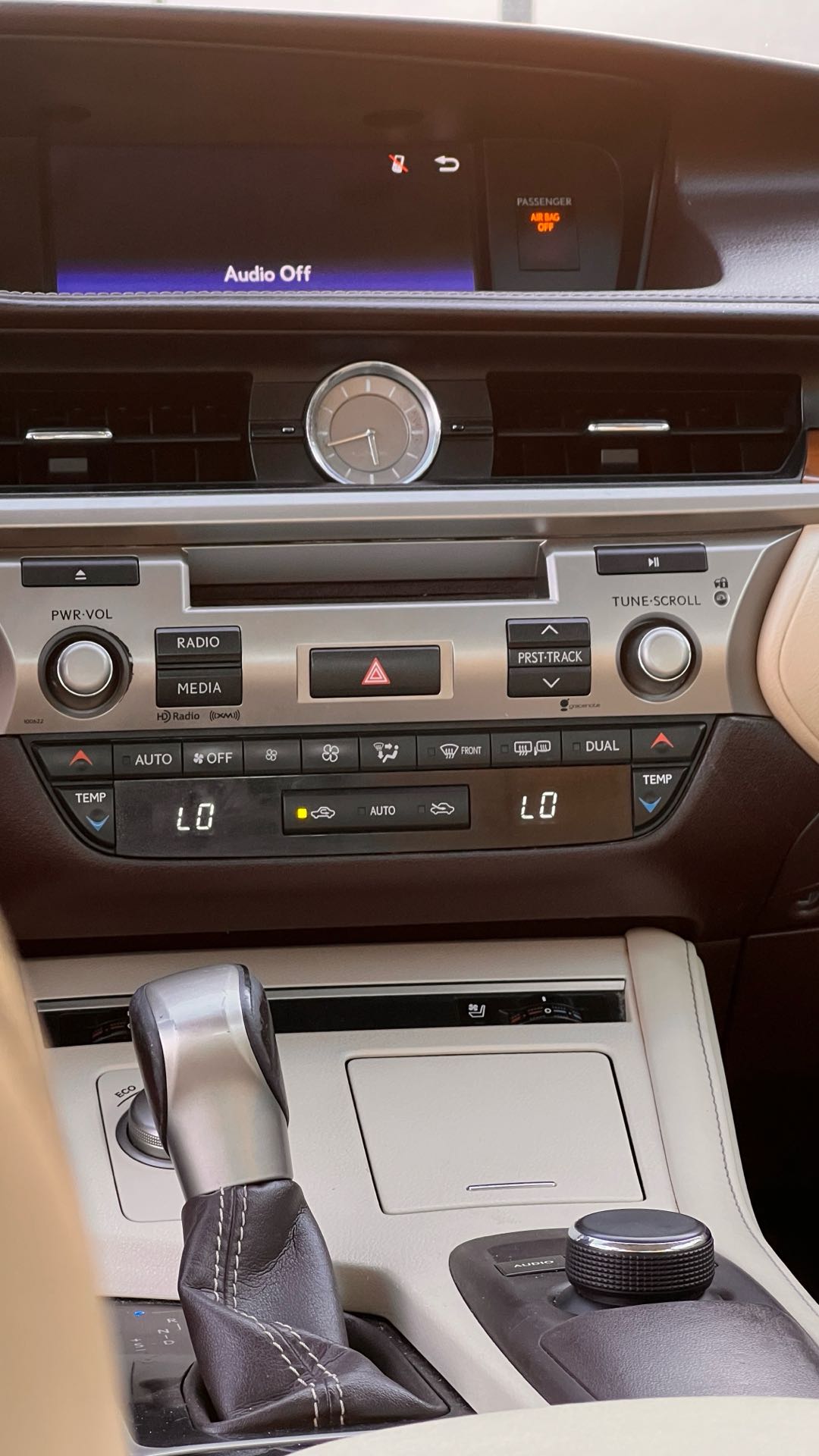 Car Image 2016 LEXUS ES 350