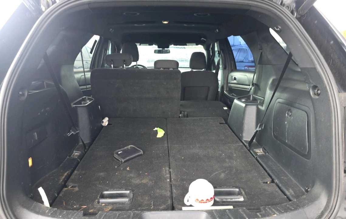 Car Image 2019 FORD EXPLORER