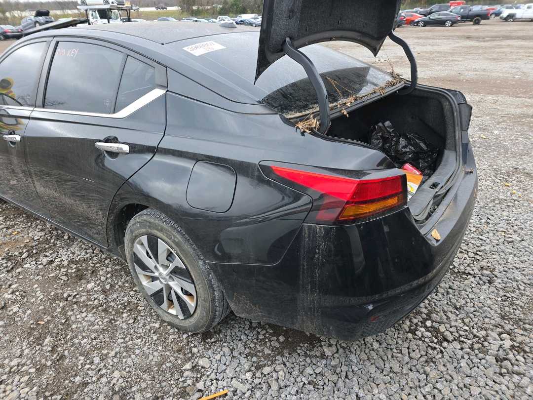Car Image 2019 NISSAN ALTIMA