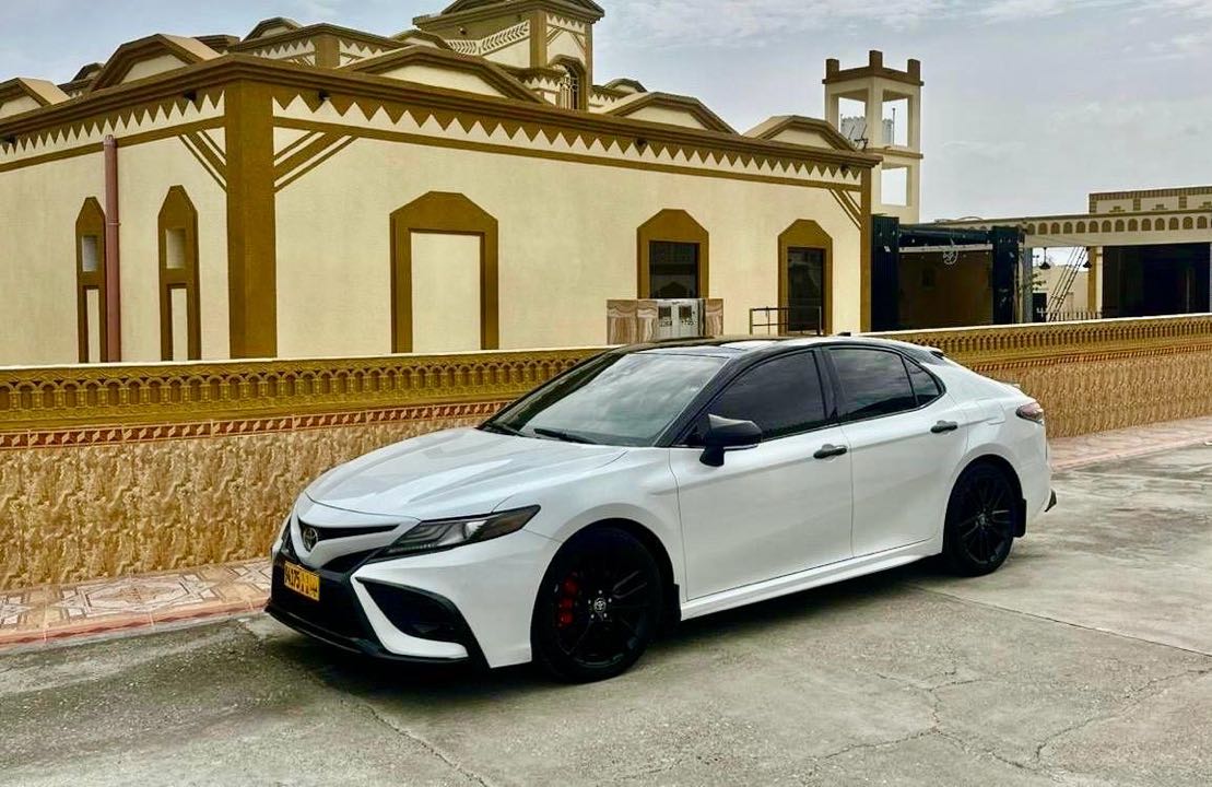 Car Image 2022 TOYOTA CAMRY XSE