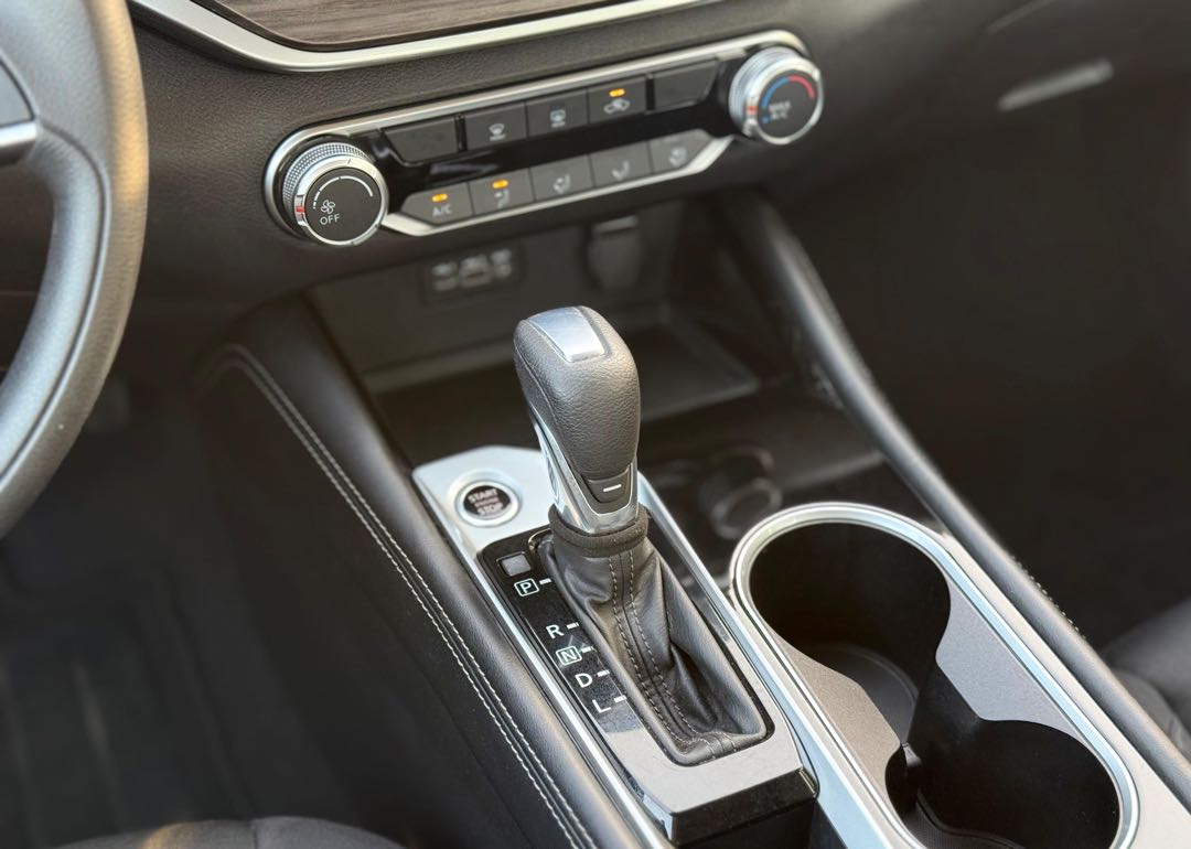 Car Image 2023 NISSAN ALTIMA SV