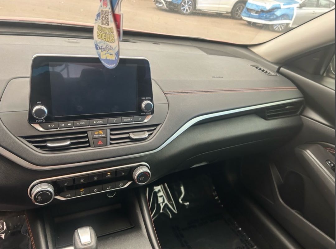 Car Image 2019 NISSAN ALTIMA
