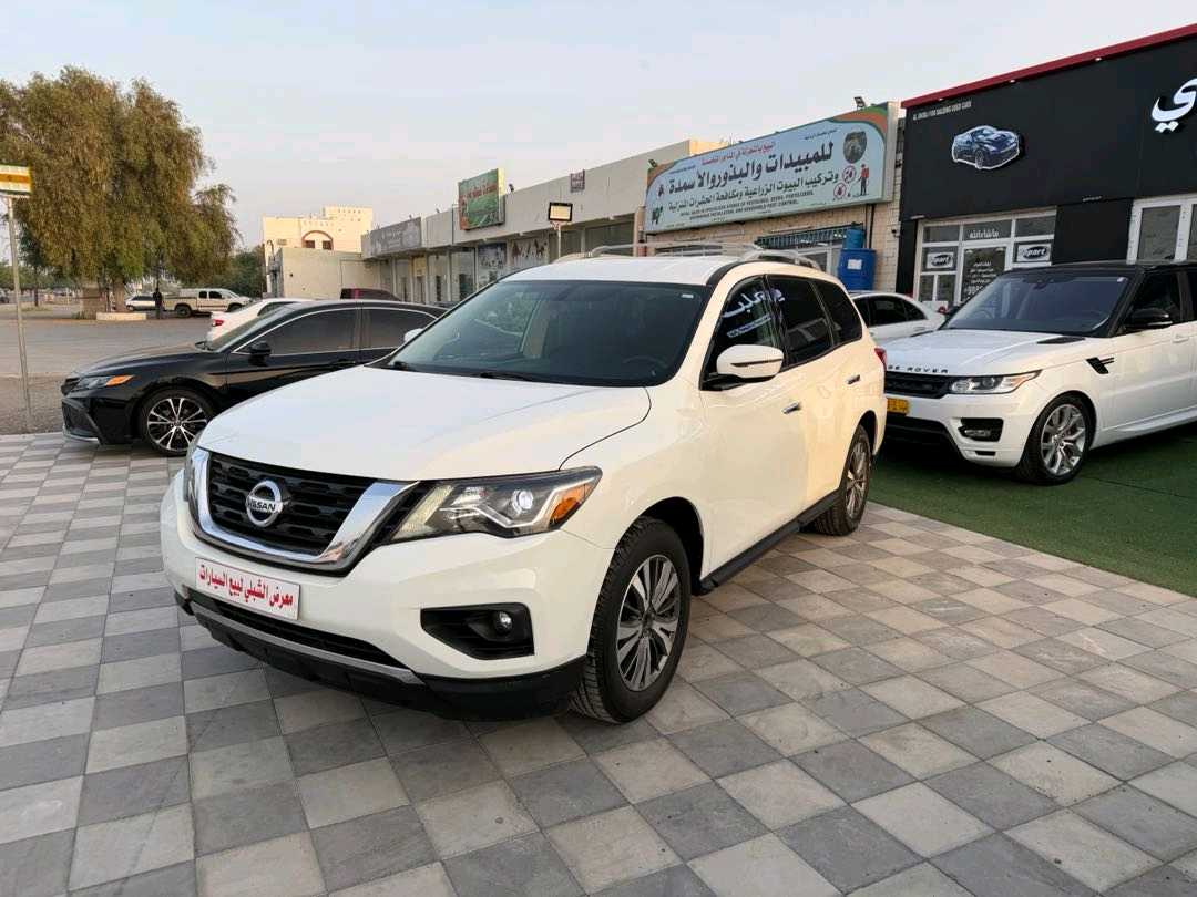 Car Image 2017 NISSAN PATHFINDER S