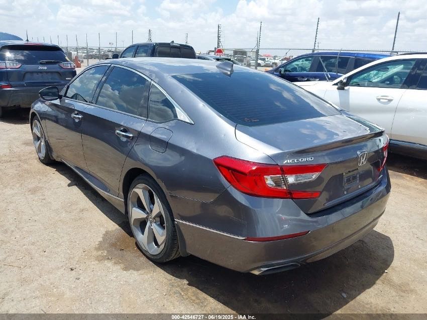 Car Image 2018 HONDA ACCORD TOURING