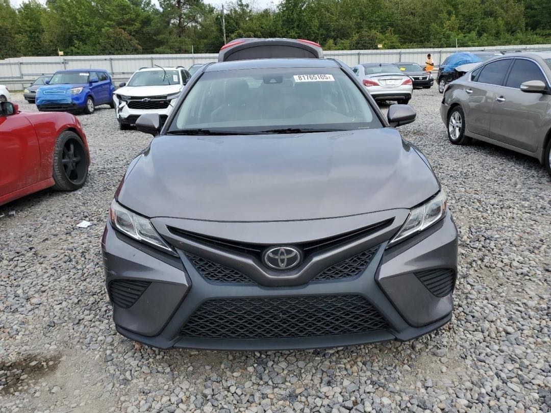 Car Image 2020 TOYOTA CAMRY SE
