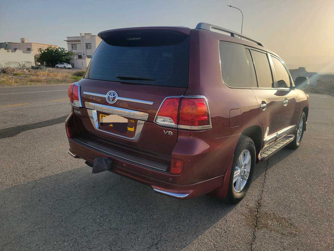 Car Image 2014 TOYOTA LAND CRUISER GX.R