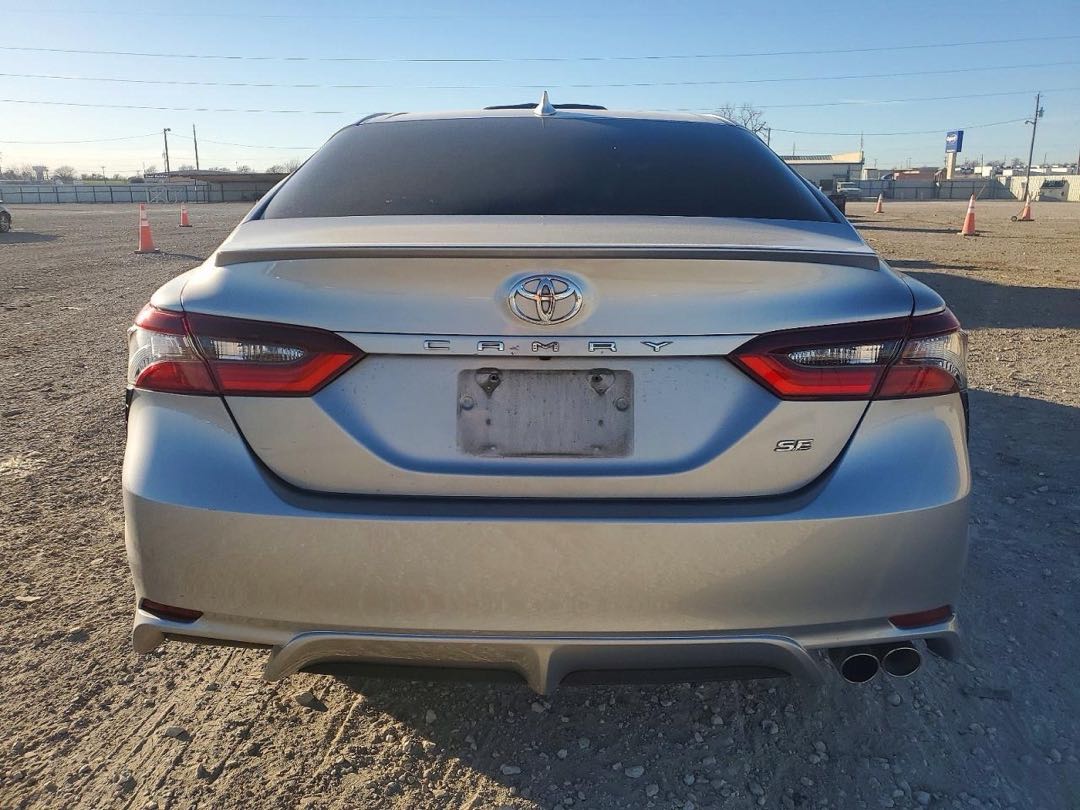 Car Image 2023 TOYOTA CAMRY