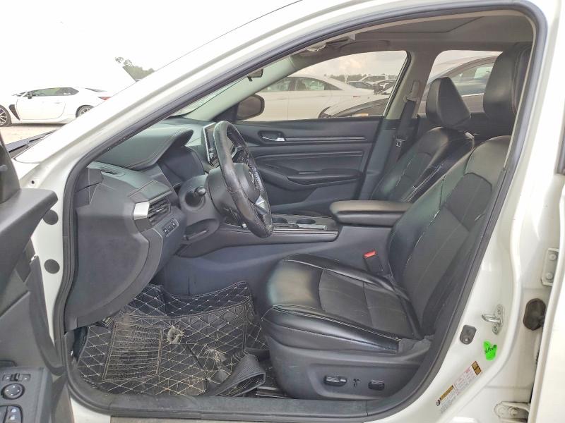 Car Image 2019 NISSAN ALTIMA