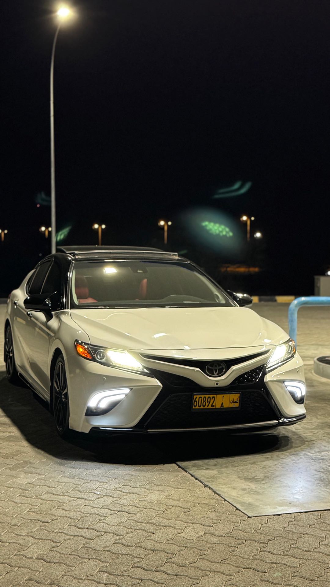 Car Image 2019 TOYOTA CAMRY XSE