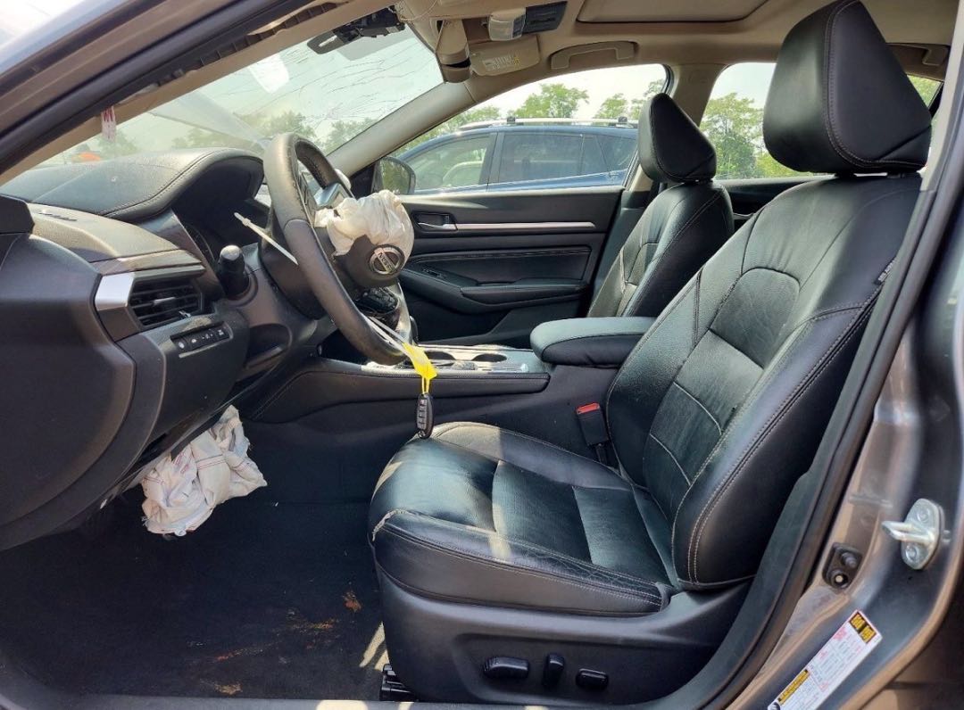 Car Image 2019 NISSAN ALTIMA
