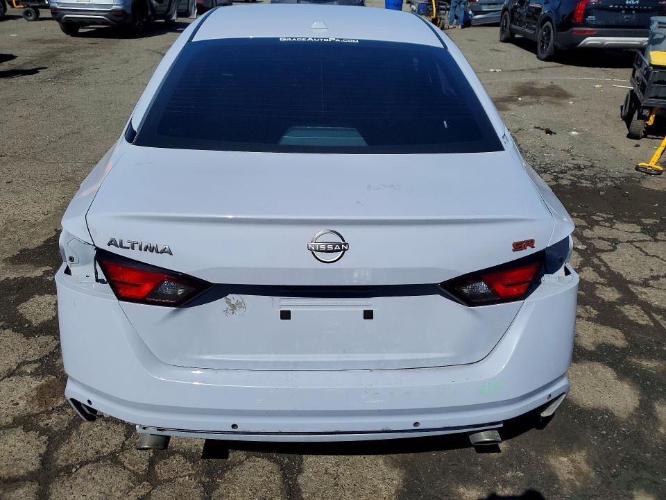 Car Image 2023 NISSAN ALTIMA