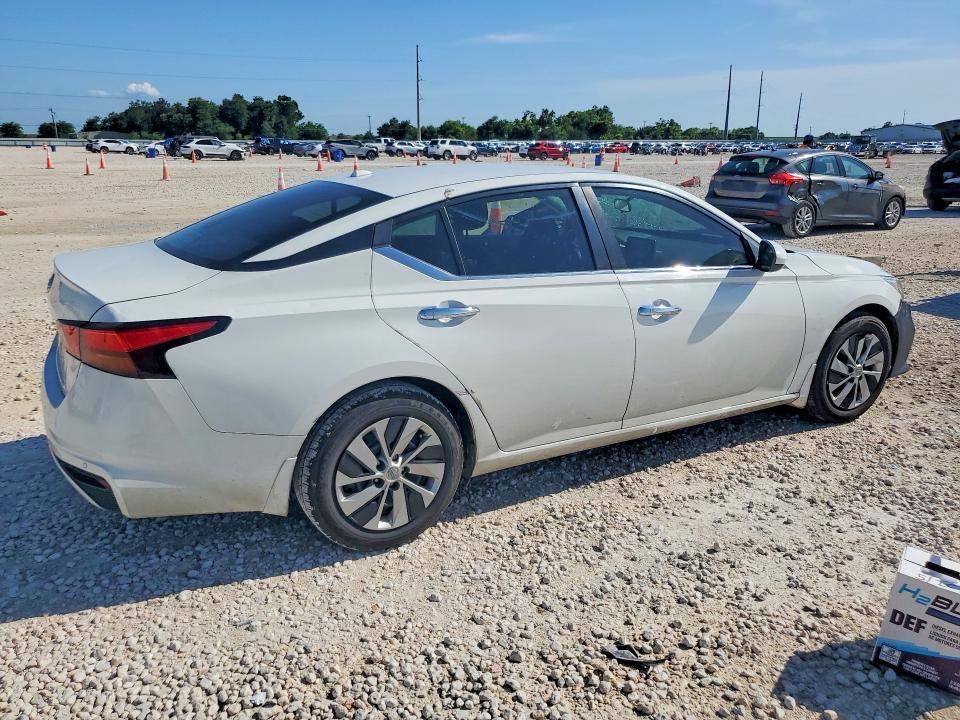 Car Image 2020 NISSAN ALTIMA